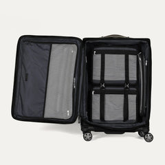 Platinum® Elite Medium Check-In Spinner